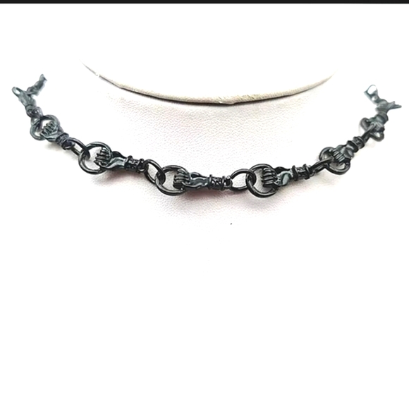 HAND Grip fist link choker necklace adjustable silver or black - Picture 2 of 5